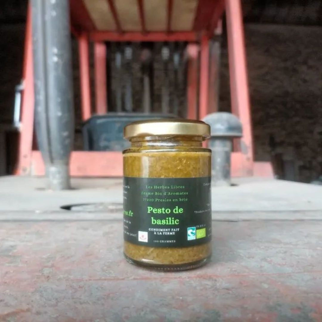 Pot de basilic frais bio agriculture biologique nature et progrès producteur ferme ile de France